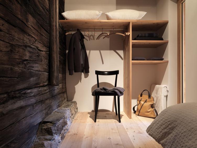 moser 1-250 Stuhl von horgenglarus | Sitz Formsperrholz, horgenglarus, Werner Max Moser, Stuhl, Wohnmöbel
