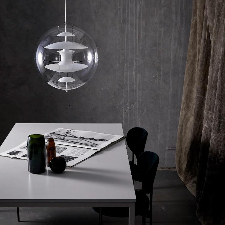 VP Globe Glass Pendelleuchte von Verner Panton | Ausstellungsstücke, Verpan, Verner Panton, Hängeleuchten, Leuchten