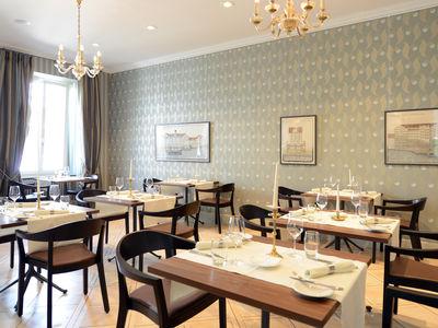 klio 3-350a Stuhl von horgenglarus | mit Armlehnen, horgenglarus, Hannes Wettstein, Stuhl, Wohnmöbel