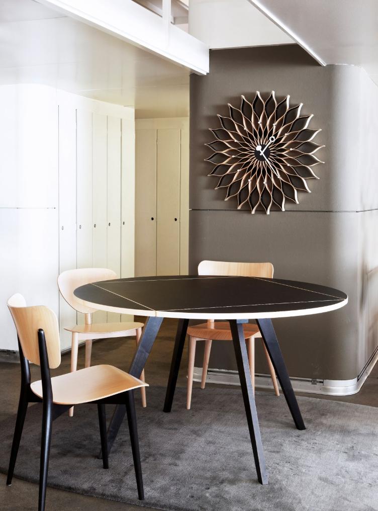 Kreuzzargenstuhl von Max Bill | Buche, Eiche und Nussbaum, wb form, Max Bill, Stuhl, Wohnmöbel