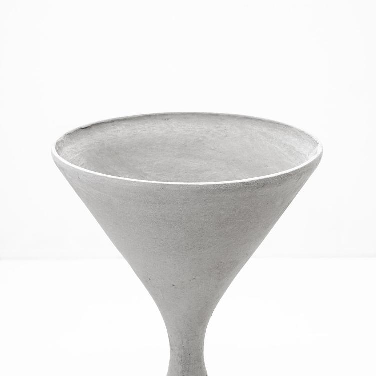 Spindel Pflanzentopf von Eternit, Eternit, Blumentopf + Pflanzengefäss, Gartenmöbel