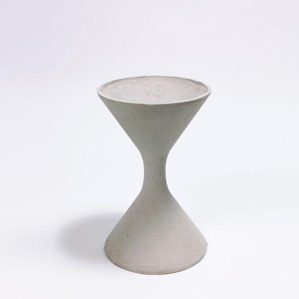 Spindel Pflanzentopf von Eternit, Eternit, Blumentopf + Pflanzengefäss, Gartenmöbel