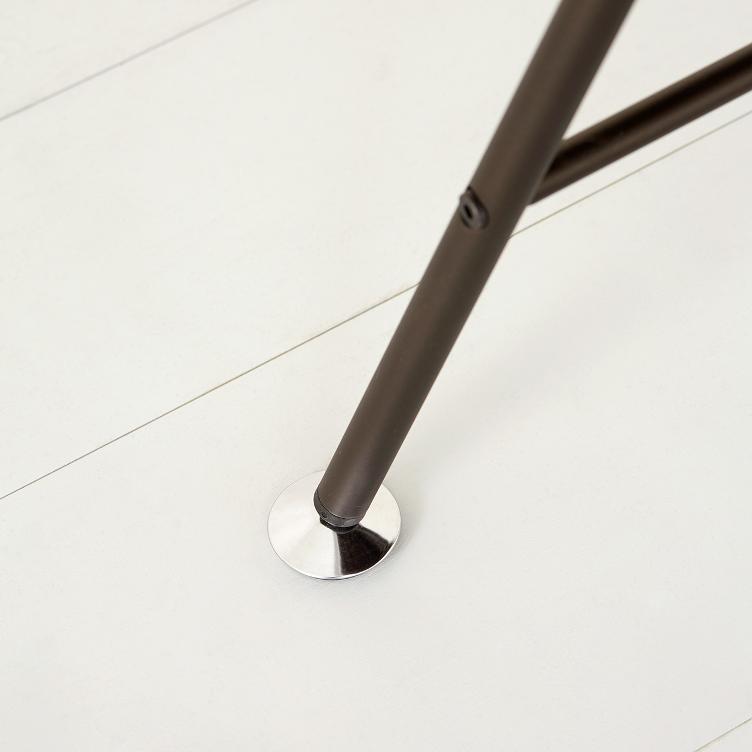 Unistandardtisch von Atelier Alinea | 150 - 300cm | Birke, Linoleum, Vollkern und Nussbaum, Atelier Alinea, Ueli Biesenkamp, Tisch, Wohnmöbel
