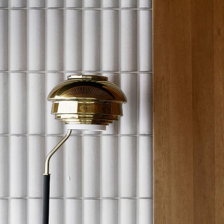 Alvar Aalto Artek Stehleuchte A808, Artek, Alvar Aalto, Stehleuchten, Leuchten
