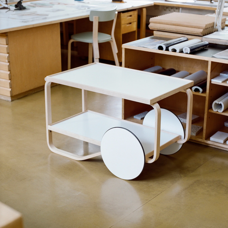 Alvar Aalto Artek Tea Trolley 901 | Diverse Farben, Artek, Alvar Aalto, Beistelltisch + Couchtisch, Wohnmöbel, Servierwagen, Wohnmöbel