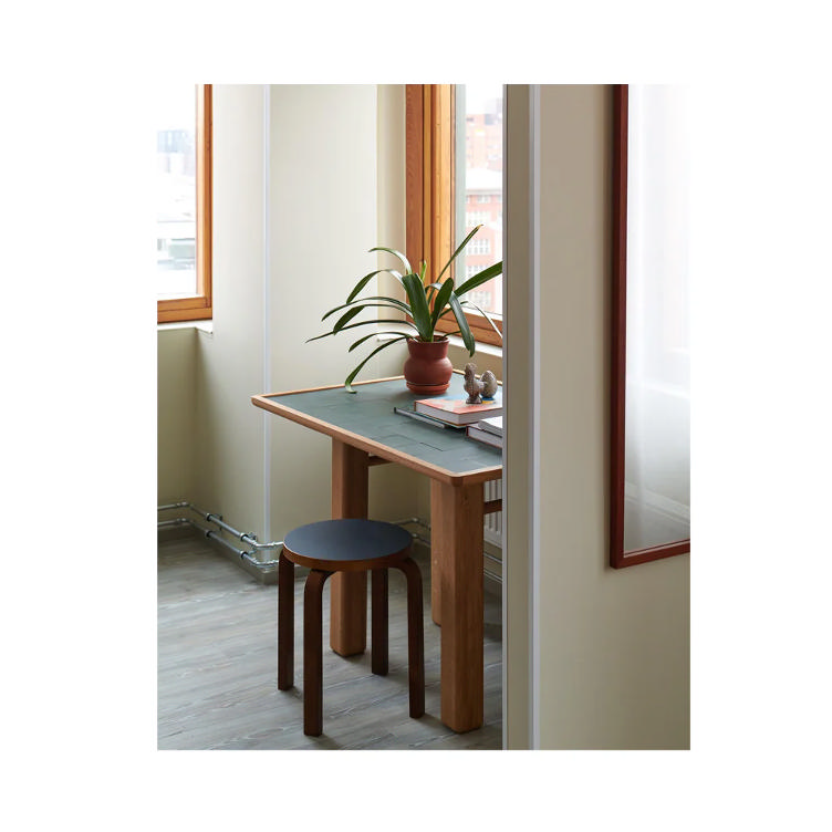 Artek Alvar Aalto Stool E60, Artek, Alvar Aalto, Hocker, Wohnmöbel