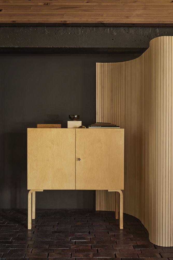 Artek Cabinet 250 von Alvar Aalto, Artek, Alvar Aalto, Sideboard + Kommode, Wohnmöbel