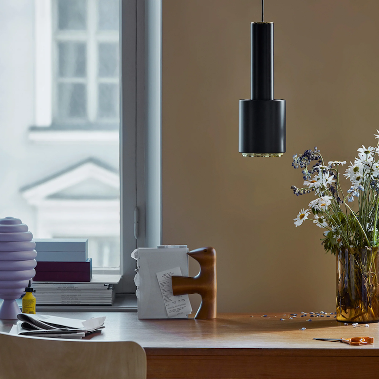 Artek Pendelleuchte A 110 Handgranate, Artek, Alvar Aalto, Hängeleuchten, Leuchten