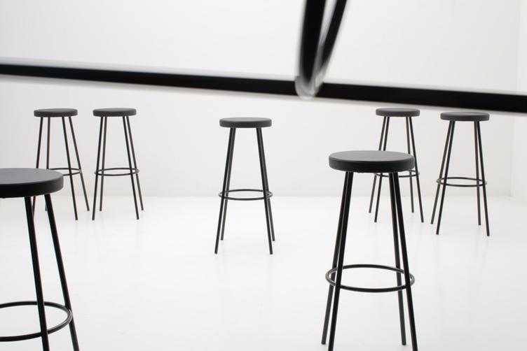 Barhocker gepolstert, Bogen33 & Partner, Hocker, Wohnmöbel