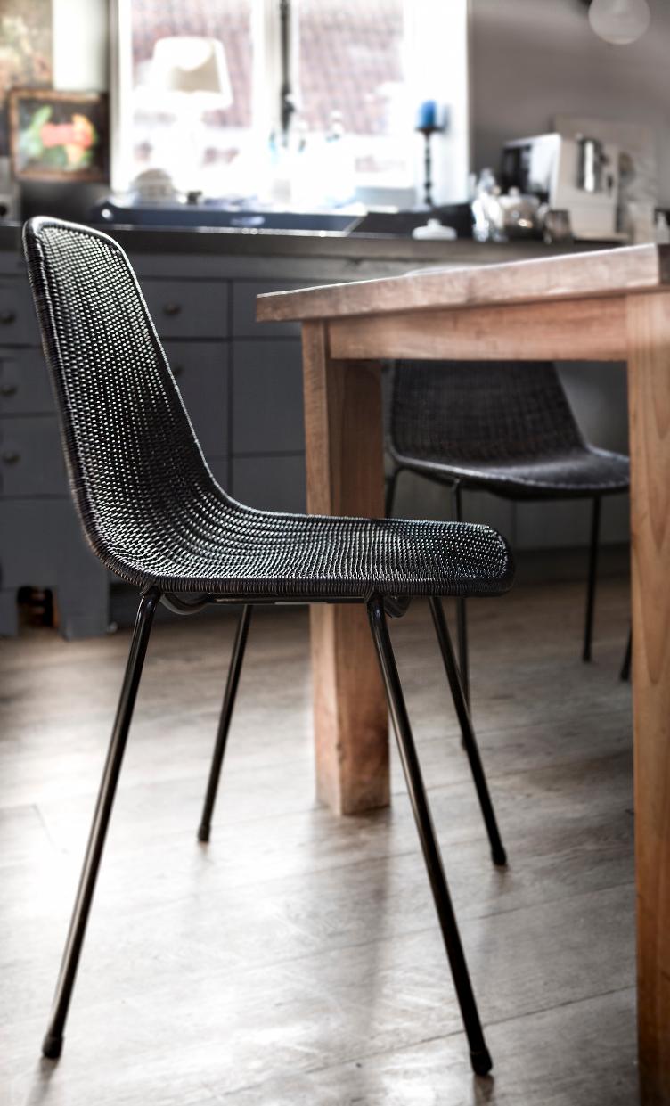 Basket Chair Gian Franco Legler | Indoor Rattanstuhl mit schwarzem Gestell, Feelgood Designs, Gian Franco Legler, Stuhl, Wohnmöbel