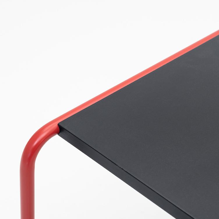 Beistell- und Satztisch 3er Set B von Marcel Breuer für Thonet | Ausstellungsmodell, Thonet, Marcel Breuer, Beistelltisch + Couchtisch, Wohnmöbel