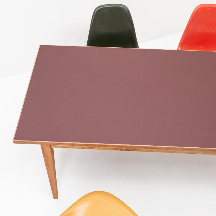 Biedermeiertisch mit Linoleum-Oberfläche in diversen Farben, Bogen33 & Partner, Werkentwurf , Tisch, Wohnmöbel