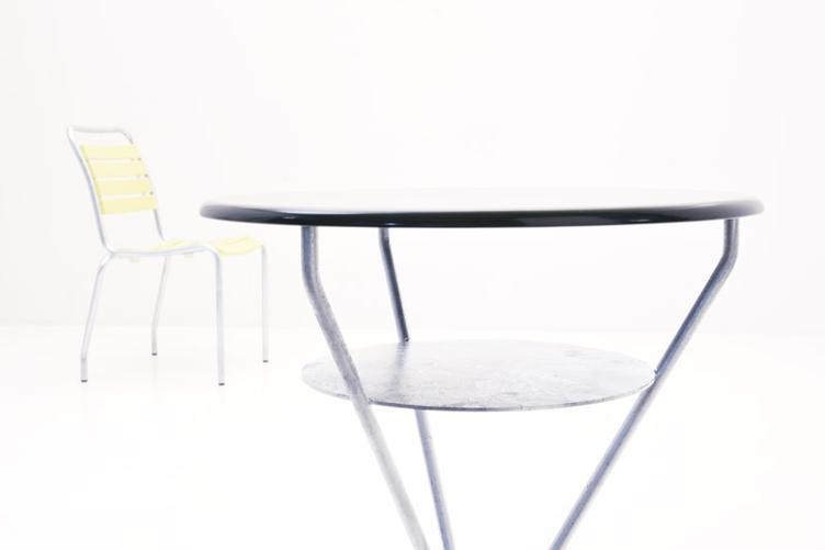 Klassischer Bistrotisch von Atelier Alinea | Ø 45 cm, Atelier Alinea, Werkentwurf , Tisch, Gartenmöbel, Lounge, Gartenmöbel