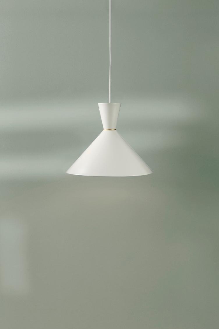 Bloom Pendant Hängeleuchte von Svend Aage Holm-Sørensen | Ausstellungsstück weiss, Warm Nordic, Svend Aage Holm-Sørensen, Hängeleuchten, Leuchten