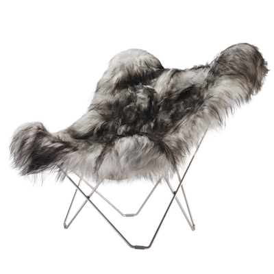 Butterfly Chair Iceland Mariposa von Cuero | Butterfly Sessel Lammfell Indoor, Cuero Design, Antonio Bonet, Juan Kurchan und Jorge Ferrari Hardoy, Sessel, Wohnmöbel