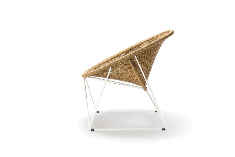 C317 Chair von Yuzuru Yamakawa | Outdoor Gartenstuhl I Ausstellungsmodell für Selbstabholer, Feelgood Designs, Yuzuru Yamakawa, Lounge, Gartenmöbel, Sessel, Gartenmöbel