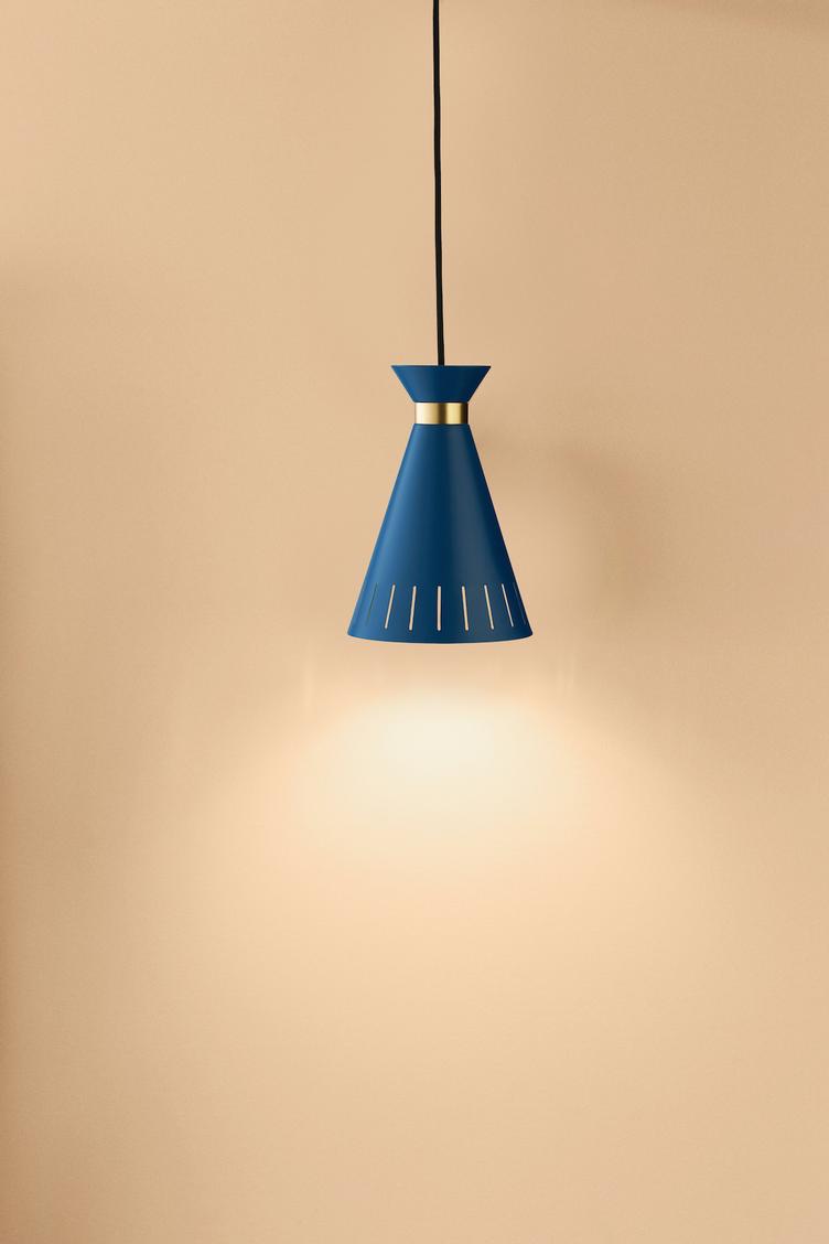 Cone Pendant Lamp von Svend Aage Holm-Sørensen, Warm Nordic, Svend Aage Holm-Sørensen, Hängeleuchten, Leuchten