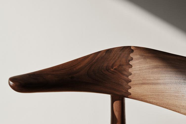 Cow Horn Chair von Knud Færch, Warm Nordic, Knud Færch, Stuhl, Wohnmöbel