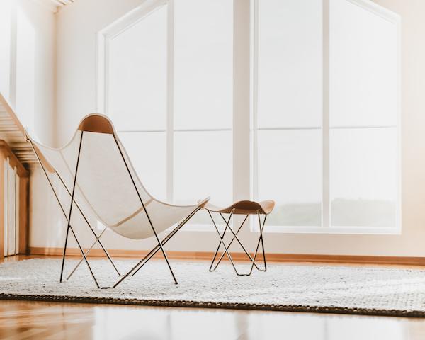 Cuero Pampa Flying Goose Hocker, Cuero Design, Hocker, Wohnmöbel