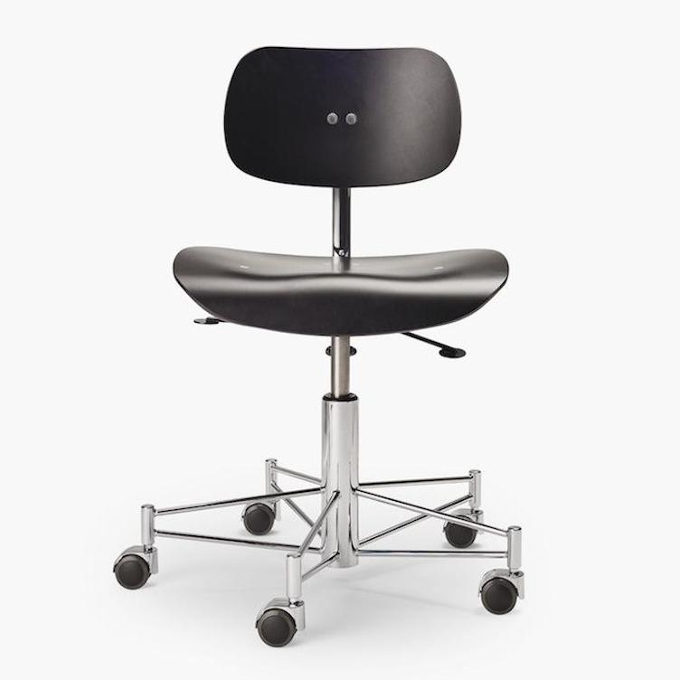 Chaise pivotante SBG 197 R de Egon Eiermann | Bois naturel et coloré