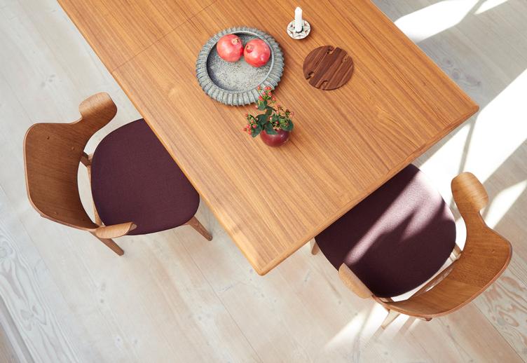 Evermore Dining Table von Arne Hovmand-Olsen | Ausziehbarer Esstisch 160 cm, Warm Nordic, Arne Hovmand-Olsen, Tisch, Wohnmöbel