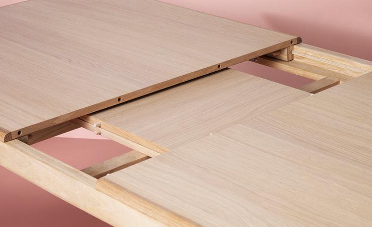 Evermore Dining Table von Arne Hovmand-Olsen | Ausziehbarer Esstisch 160 cm, Warm Nordic, Arne Hovmand-Olsen, Tisch, Wohnmöbel