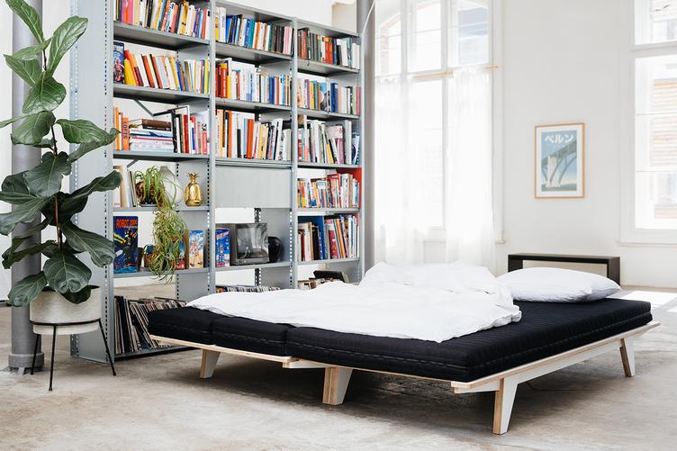 SN2 Faltmatratze von Seledue, seledue, Urs Esposito, Bett + Liege, Wohnmöbel