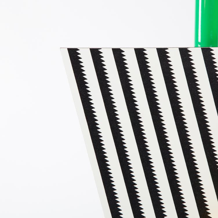 Flamingo Beistelltisch von Michele De Lucchi für Memphis Milano, Memphis Milano, Michele De Lucchi, Beistelltisch + Couchtisch, Wohnmöbel