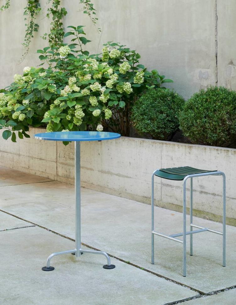 Garten-Barhocker von Atelier Alinea, Atelier Alinea, Werkentwurf , Hocker, Gartenmöbel