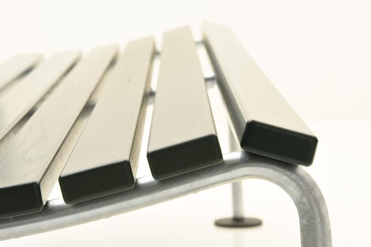 Gartenbank von Atelier Alinea | mit Rücken- und Armlehnen | 180/300cm, Atelier Alinea, Werkentwurf , Sitzbank, Gartenmöbel