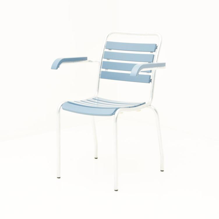 Garden chair by Atelier Alinea | with armrest