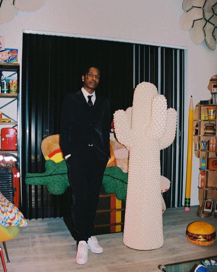 Gufram Another White Cactus, Gufram, Guido Drocco und Franco Mello, Garderobe, Wohnmöbel