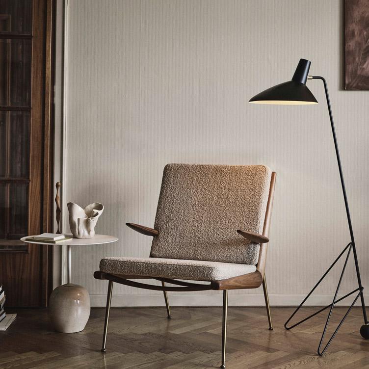 Boomerang HM2 Lounge Chair von Peter Hvidt und Orla Mølgaard-Nielsen | Sessel mit Armlehne, &Tradition, Peter Hvidt und Orla Mølgaard-Nielsen, Sessel, Wohnmöbel