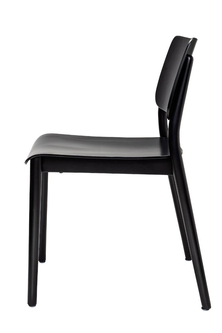 Viena Slim Holzstuhl von Seledue | einfarbig natur und schwarz, seledue, Stefan Zwicky, Stuhl, Wohnmöbel