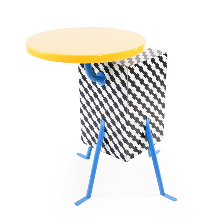 Kristall Beistelltisch von Michele De Lucchi für Memphis Milano, Memphis Milano, Michele De Lucchi, Beistelltisch + Couchtisch, Wohnmöbel