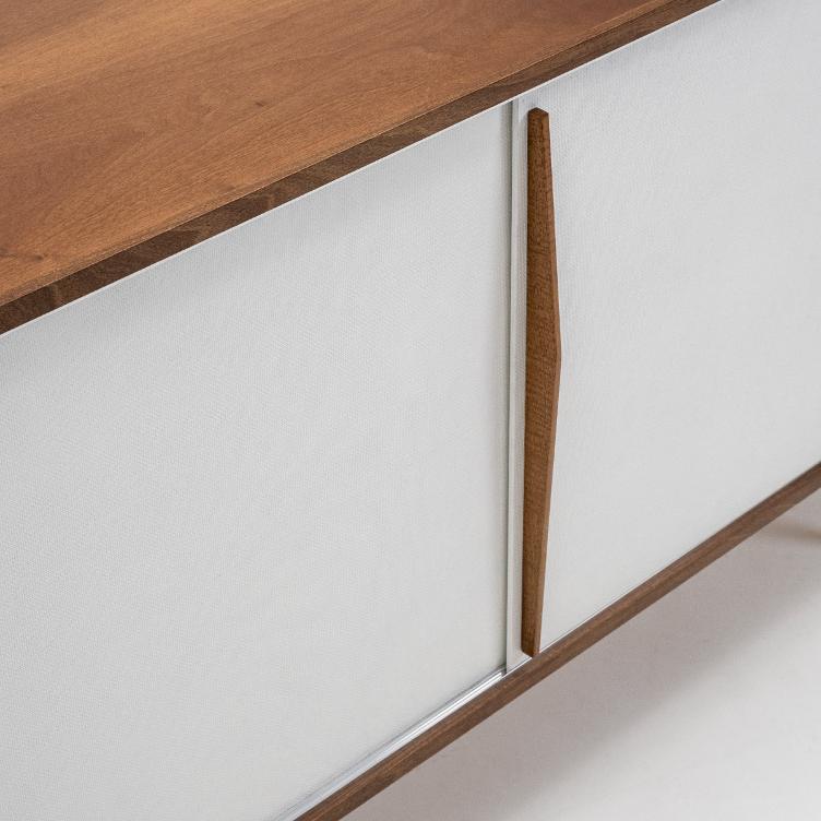 KURT THUT SIDEBOARD S943, NUSSBAUM | ab CHF 2932.- statt CHF 3450.- | exklusive Liefergebühren*, SwissFurniture, Kurt Thut, Sideboard + Kommode, Wohnmöbel