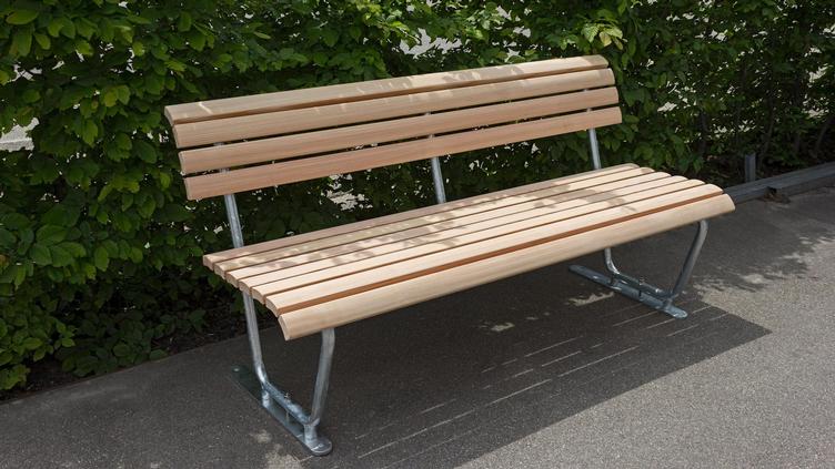 BURRI Landi Sitzbank | Memorie Spezialedition, BURRI public elements, Werkentwurf , Sitzbank, Gartenmöbel