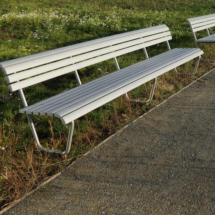 BURRI Landi Sitzbank | mit Rückenlehne, BURRI public elements, Werkentwurf , Sitzbank, Gartenmöbel