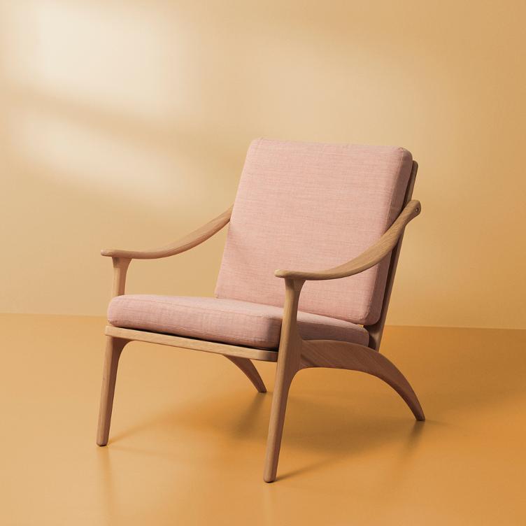 Lean Back Lounge Chair von Arne Hovmand-Olsen | Stoff und Leder, Warm Nordic, Arne Hovmand-Olsen, Sessel, Wohnmöbel