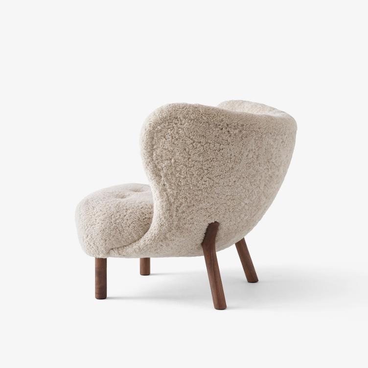 Little Petra VB1 Sessel und Pouf ATD1 von Viggo Boesen, &Tradition, Viggo Boesen, Sessel, Wohnmöbel, Hocker, Wohnmöbel