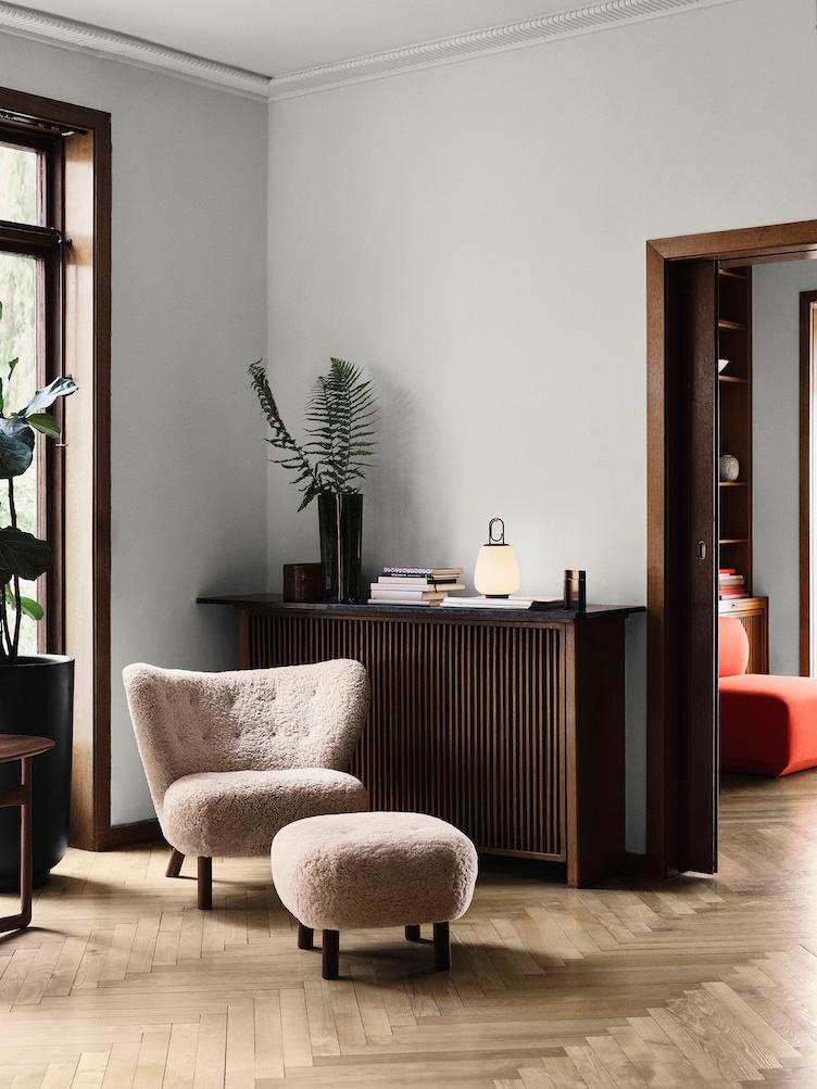 Little Petra VB1 Sessel und Pouf ATD1 von Viggo Boesen, &Tradition, Viggo Boesen, Sessel, Wohnmöbel, Hocker, Wohnmöbel