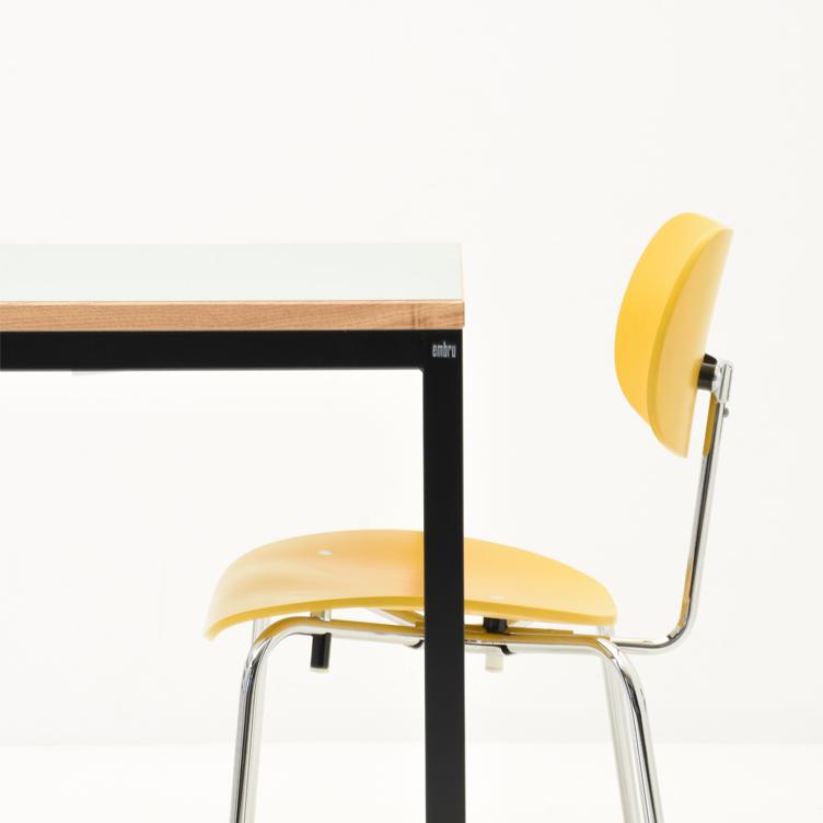 SE 68 SU Stapelstuhl von Egon Eiermann | Farbig, Wilde + Spieth, Egon Eiermann, Stuhl, Wohnmöbel