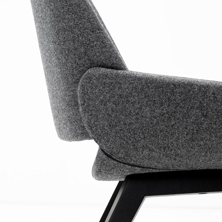 Monk Chair von Prostoria, Prostoria, Stuhl, Wohnmöbel