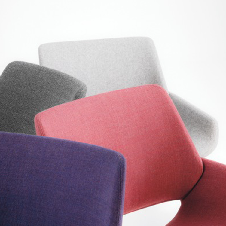Monk Easy Chair von Prostoria | Sessel mit Holzfüssen, Prostoria, Sessel, Wohnmöbel