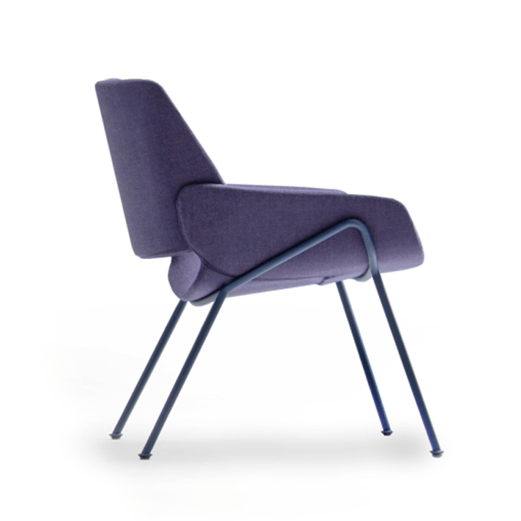 Monk Easy Chair von Prostoria | Sessel mit Metallfüssen, Prostoria, Sessel, Wohnmöbel