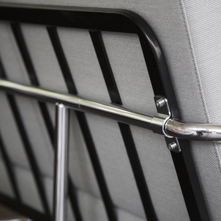 Moser Sofa von Embru | Gestell glanzverchromt, Embru, Werner Max Moser, Sofa, Wohnmöbel