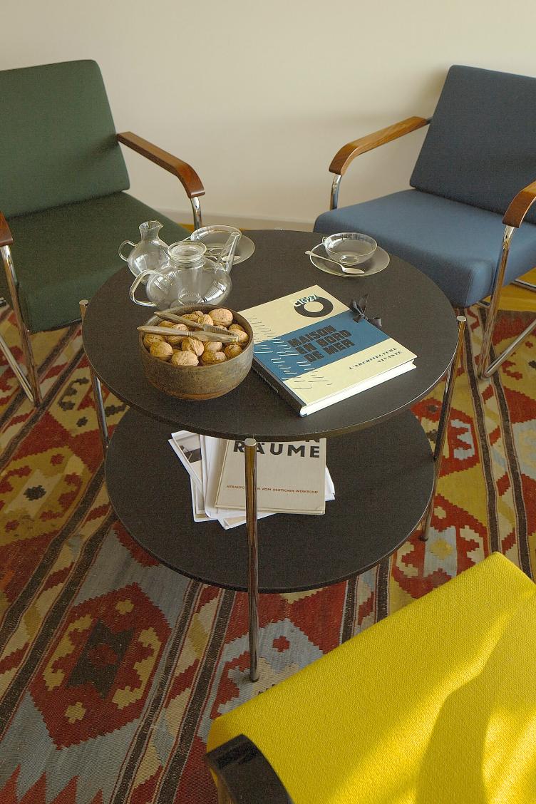 Moser Tisch Modell 1752 von Embru | Salontisch, Embru, Werner Max Moser, Beistelltisch + Couchtisch, Wohnmöbel