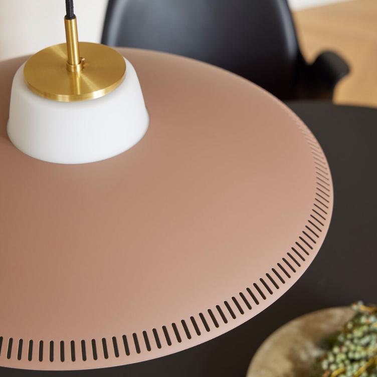 Opal Shade Hängeleuchte von Svend Aage Holm-Sørensen, Warm Nordic, Svend Aage Holm-Sørensen, Hängeleuchten, Leuchten
