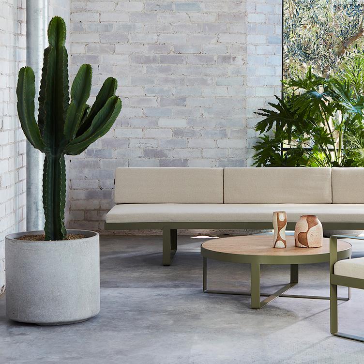 Pflanzengefäss Delta von Eternit, Eternit, Blumentopf + Pflanzengefäss, Gartenmöbel