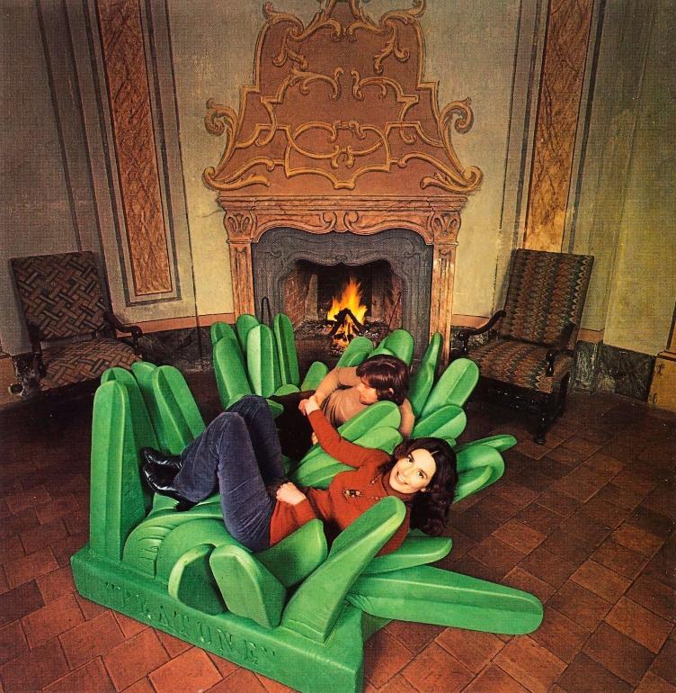 Gufram Pratone Forever Sofa, Gufram, Giorgio Ceretti, Pietro Derossi und Riccardo Rosso, Sessel, Wohnmöbel, Sofa, Wohnmöbel